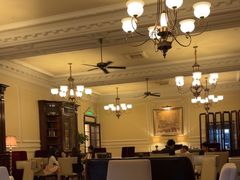 -Salon de Ville浦江汇(上海外滩华尔道夫酒店店)