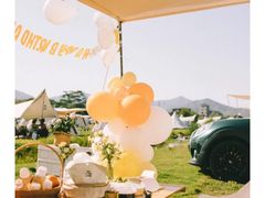 -小草屋轰趴馆别墅派对新场团建家庭聚会