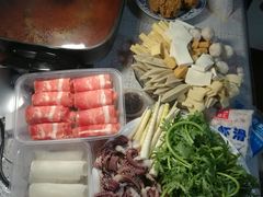 -锅圈食汇火锅烧烤食材超市(凤城六路店)