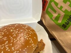 -肯德基(东安路站店)