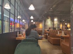大堂-肥肥虾庄·金牌油焖大虾(杨园滨江时代walk店)