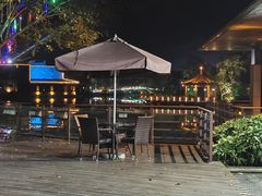 -上海怡沁园度假酒店