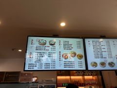 -佬钱湾仔(衣裳街店)