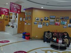 -雅悦齿科(顾村公园店)
