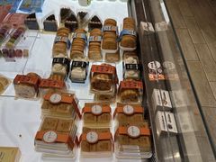 -TOUCH泰奇(奉贤宝龙城市广场店)