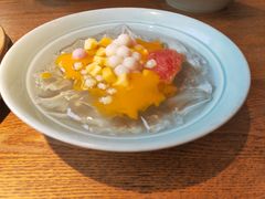 杨枝甘露冰粉-蜜桃餐厅·伴山(湖滨商业街店)