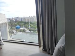 -上海虹桥中心爱琴海亚朵S酒店
