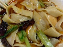 -丁记牛肉手擀板面