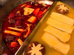 -湊湊火锅·茶憩(新中关购物中心店)