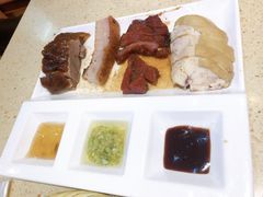 烧味四拼-明腾壹间茶餐厅(新都会花园广场店)