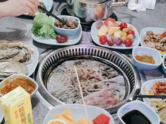 -金滏山烤肉·海鲜·火锅自助餐厅(襄阳万达店)