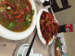 蔡记大红袍龙虾(莫愁湖东路店)-日食记精菜馆(建邺万达店)
