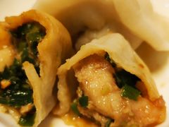 三鲜虾仁饺子-小郭私房菜·海肠捞饭店(学士街店)