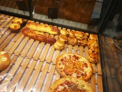 -Dough&Joe团憩(瑞虹天地月亮湾店)