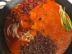 红汤锅底-岗上渣渣老火锅(两路口店)