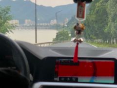 -雅鲁激流探险漂流