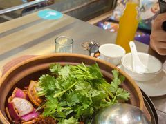 -胡须佬鸡煲四季火锅店(石厦西村直营店)
