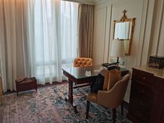 -广州富力丽思卡尔顿酒店