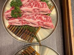 -草家酱蟹炭火烤肉店(珲春南路二店)