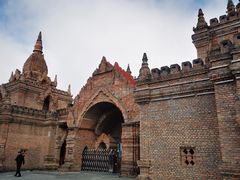 -一寨两国风景区