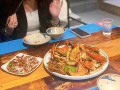 -臻鲜燕海鲜融合餐厅(金陵style店)