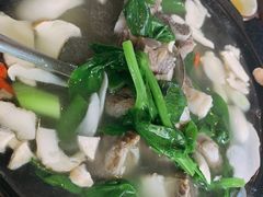 小份野生菌腊排骨-海韵人家.海景花园经典云南菜(双廊店)