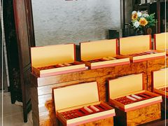 -莱蔻·圣灸堂·推拿艾灸(天山店)