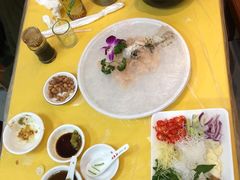 -官塘陈记鱼生·潮汕砂锅粥·牛肉火锅(潮枫路总店)