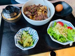 -炼火烤肉店
