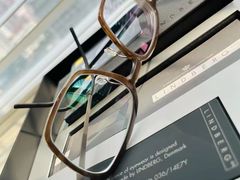 -目艮眼镜SHOWROOM(品牌集合店)