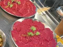 -鹿鸣山草本茶香火锅(园西路店)
