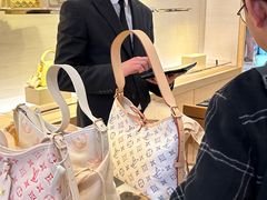 -路易·威登(香榭丽舍大道店)