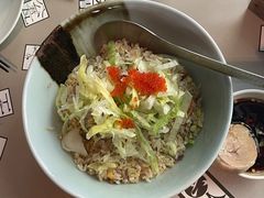 腊味海鲜炒饭-穹六人间 people 6(岳阳路店)