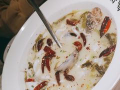 -江渔儿酸菜鱼·拔草餐厅(虎门君乐汇店)