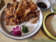 脆皮肘子-新侨小馆(东直门北小街店)