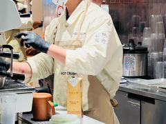 -HOT CRUSH趁热集合·现烤面包(环球港店)