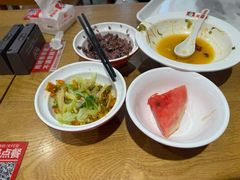 -南城香·饭香串香馄饨香(青年路店)