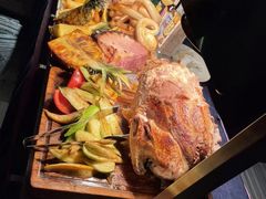 -唐拉雅秀酒店-西锦汇空中BBQ·思创餐厅