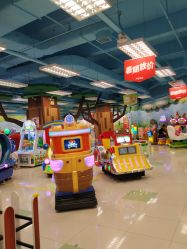 -莫莉幻想儿童乐园(武汉保利广场店)