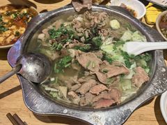 -谢老五跷脚牛肉·非遗传承店