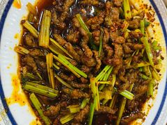 -杨三娘跷脚牛肉(羊子山西路店)