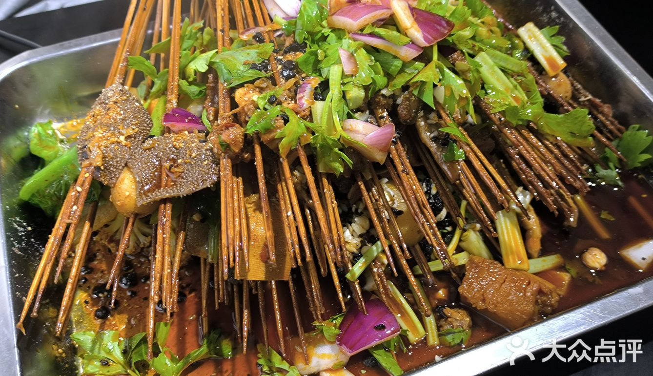 歆瑞源油卤串串🍢 海椒市串串老网红