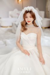 -艾米丽婚纱礼服