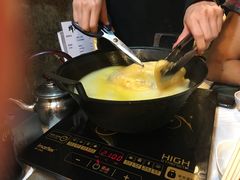 -鲜入围煮花胶鸡海鲜火锅