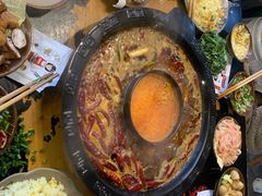 -黄潇洒老火锅(九眼桥宏济巷店)