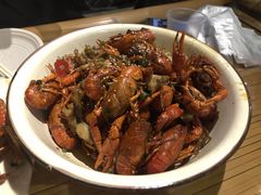 -霄汉牛三鲜湖北砂锅菜(万松园2店)
