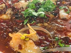 -雪湖煜辰鱼头老店(雪野湖店)
