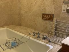 -汉拿山温泉度假酒店