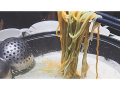 三色有机菜汁面-煲宫猪肚鸡(昆山金鹰国际购物中心店)