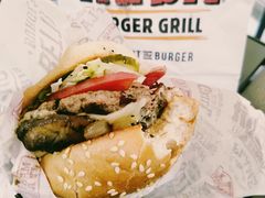 -The Habit Burger Grill 哈比特汉堡(爱琴海店)